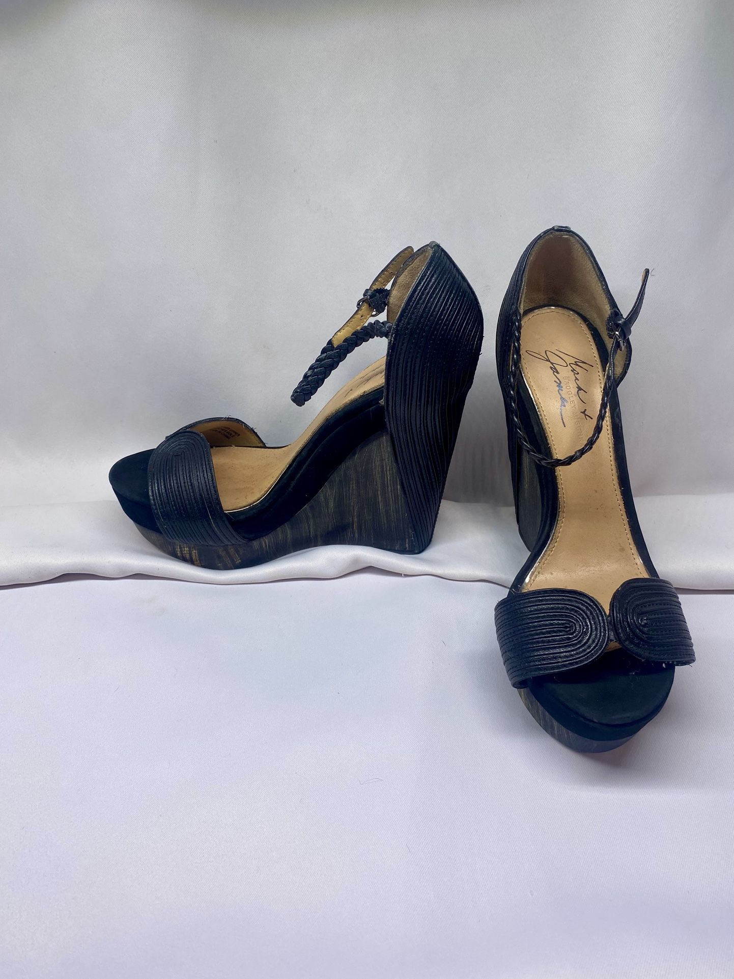 BADGLEY MISCHKA  8 