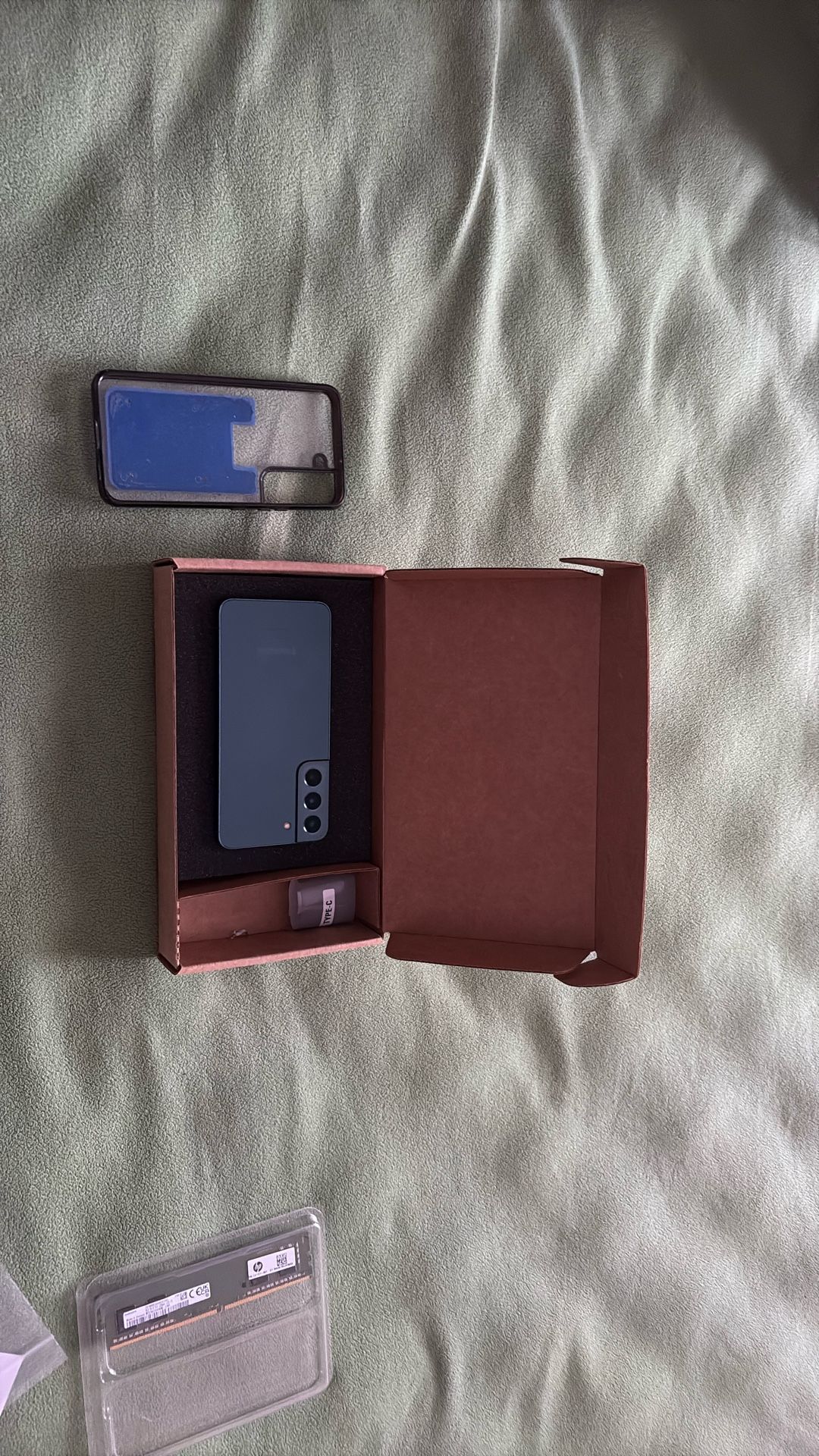 Samsung Galaxy S22 smartphone