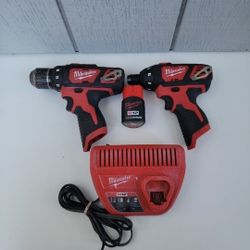 MILWAUKEE 12V SET IMPACT DRIVER DRILL BATTERY AND CHARGER 