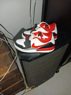 Air Jordan Legacy 312 Low Fire Red Sneakers