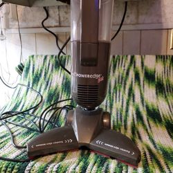 Poweredge Vacuum Cleaner 