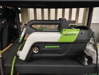 Green works 1900PSI Pressure Washer