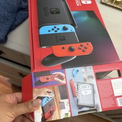 Nintendo Switch 
