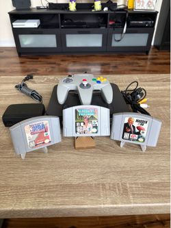 Original Nintendo 64 (N64) Gaming System Bundle