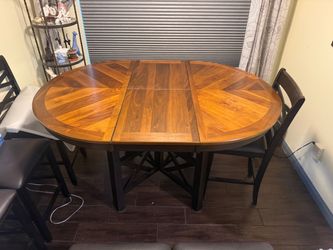 Round Extendable Counter Height Dining Table + 6 Chairs