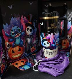 Stanley Quencher H2.0 40oz Halloween Disney Tumbler