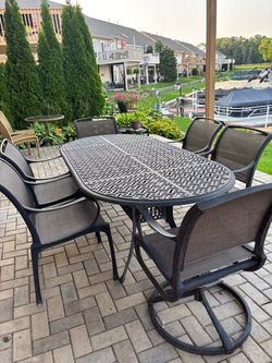Wrought Iron  Patio Dining Set Table and 6 Chairs