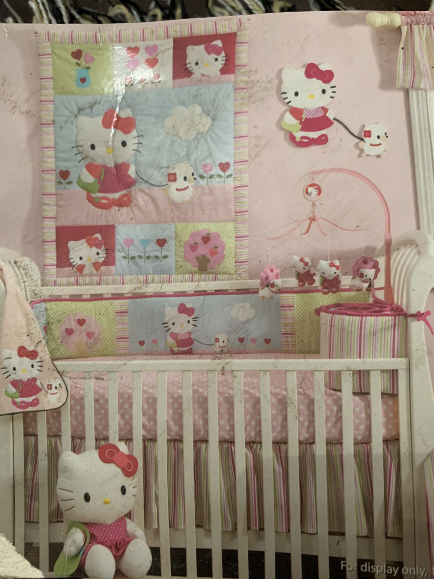 Baby Crib Set  Hello Kitty   3 Piece  $  musical Mobile