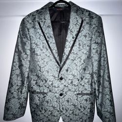 Beautiful & Stylish Blazer! NO MARKS OR RIPS