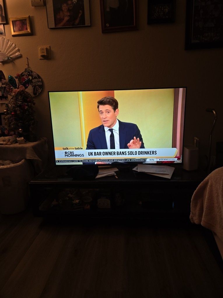 LG FLATSCREEN 50' SMART TV 4K