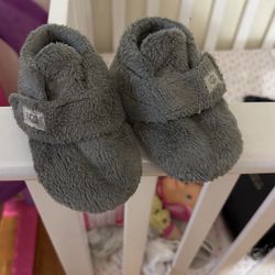 UGGS Size 4/5