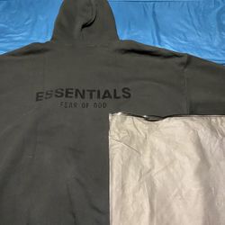 black essentials hoodie 