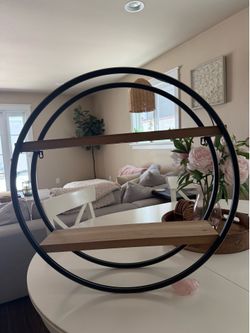 Circular Hanging Shelf