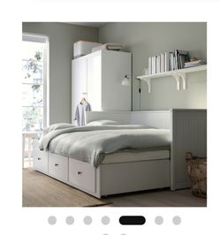 Ikea Twin/Full day bed with drawers