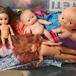 Random Dolls and Accessories 