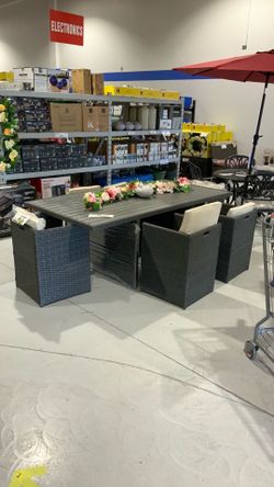 7pc outdoor set $750