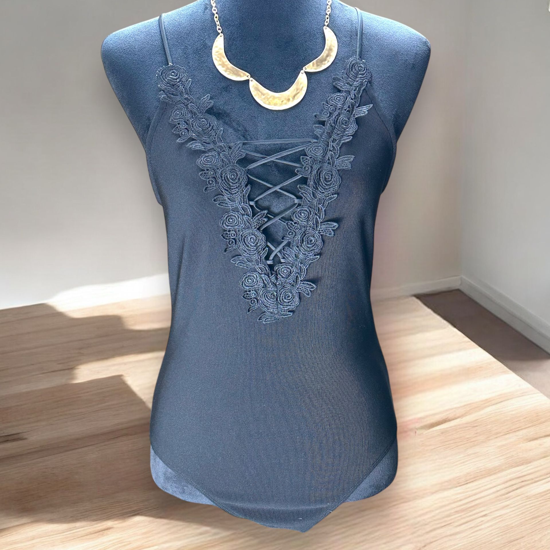Express Black Ribbed Deep V Corset Laced Front Bodysuit Size Medium Crochet Sexy