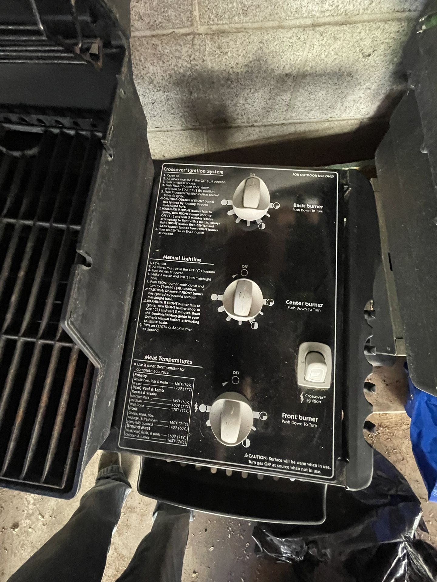 $485 BBQ- WEBER Genesis Silver SS Propane grill - 3 burner