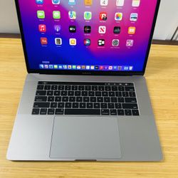 Apple MacBook Pro 512GB 16GB Ram Core i7 Touch Bar -