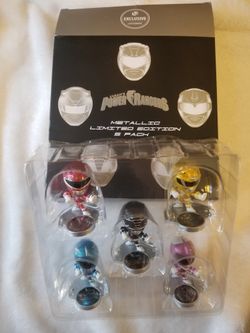 Power Rangers Metallic Collectible Figures (LootCrate)