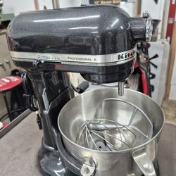 PROFESSIONAL 6 KITCHENAID STAND MIXER 