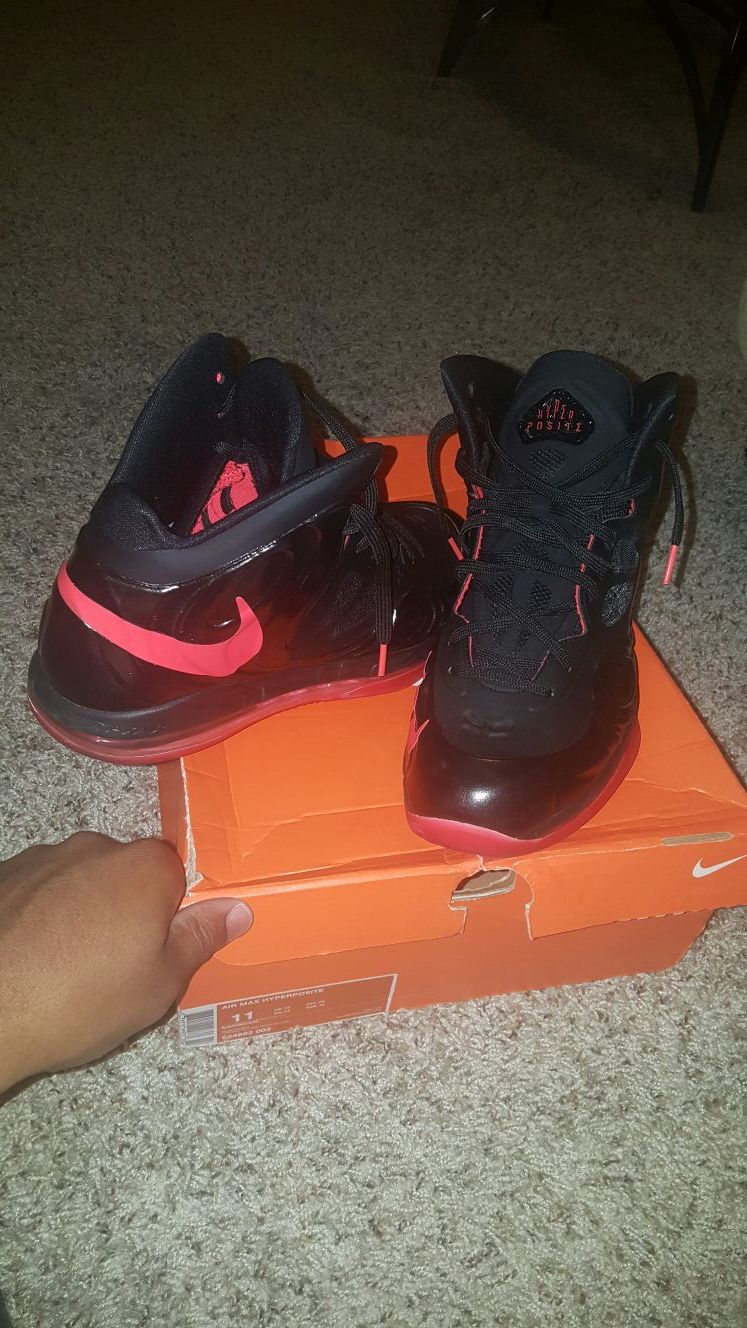 Air Max Hyperposite size 11 Great Condition!