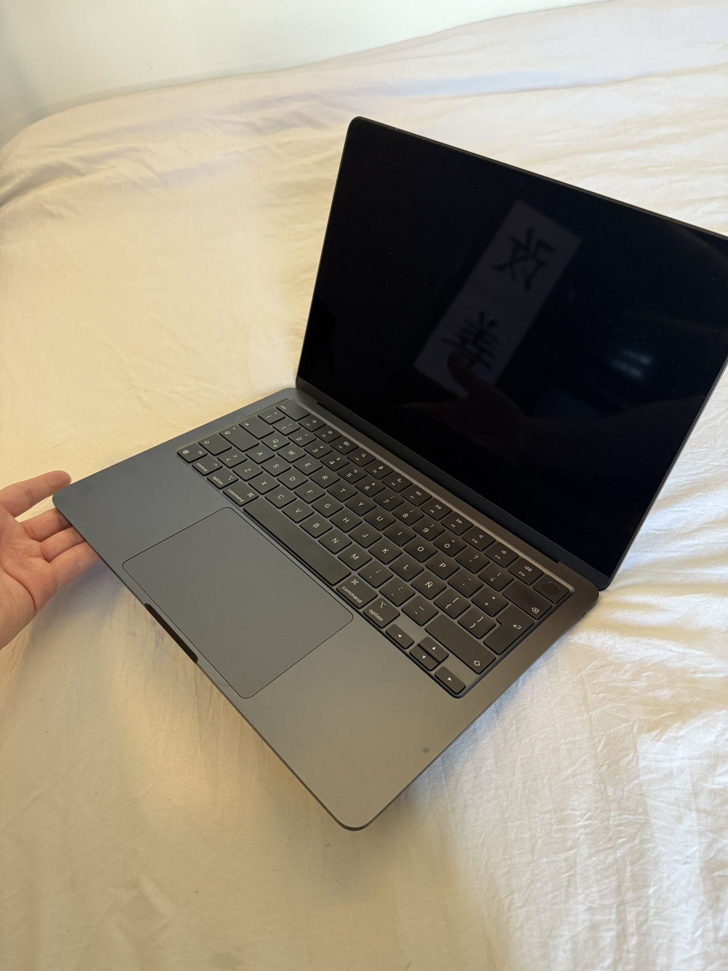 MacBook Air M2 13 Inches