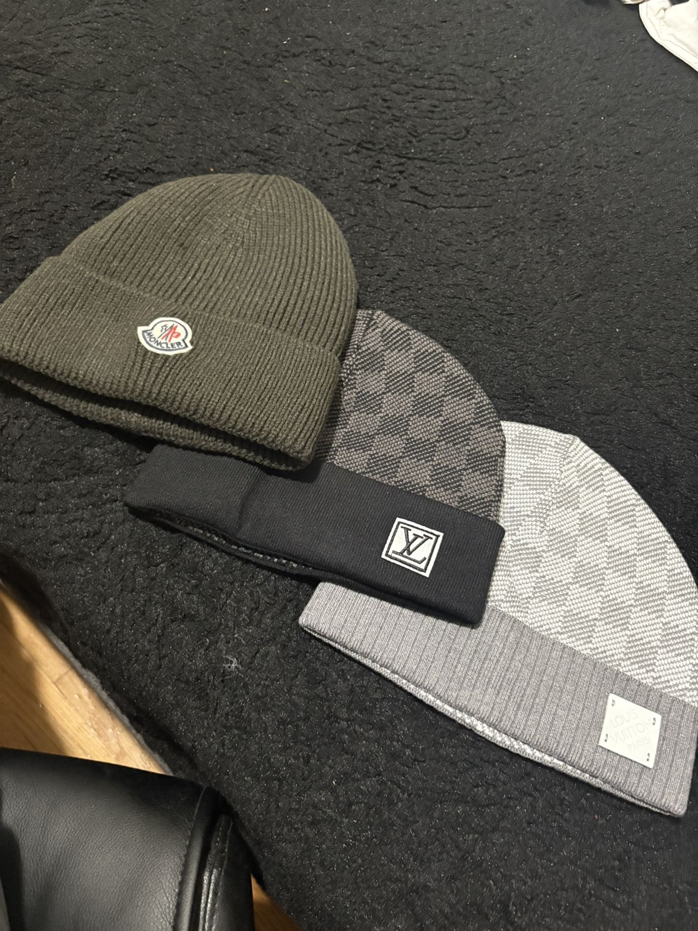Louis Vuitton Beanie / Moncler Beanie