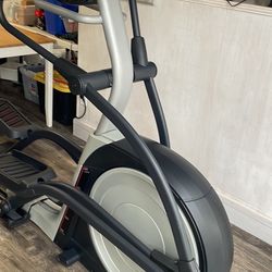 Pro-form endurance 1520 a professional elliptical