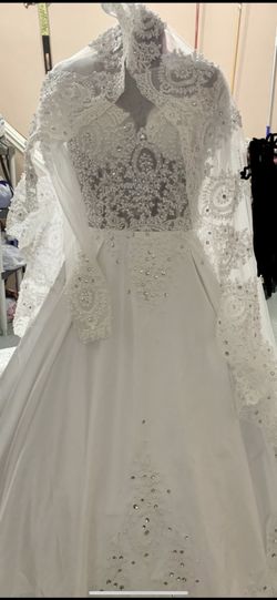 Beautiful wedding dress