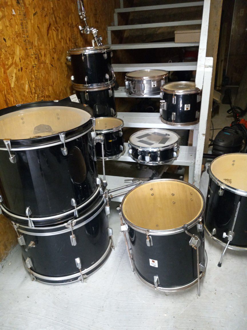 2- SETS OF DRUMS ,PERCUSSION 