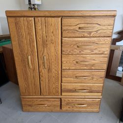 Wood dresser