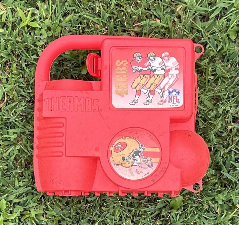 Vintage San Francisco 49ers NFL Thermos Plastic Red Lunch Box Collectible Item