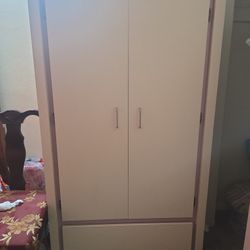 Solid Wood Dresser Cabinet 