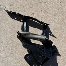 73-80  C10 K5 Suburban Hood Hinge