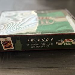 Friends The Television Series The Official Central Perk Cookbook Gift Set