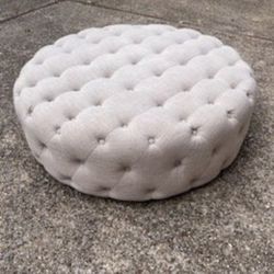 Tufted Ottoman 