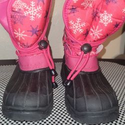 Girl's Snow Boots size3