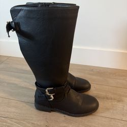 Black Boots