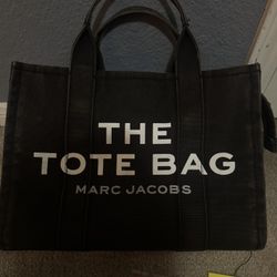 Marc Jacob’s medium tote bag 