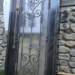 Puerta De Metal