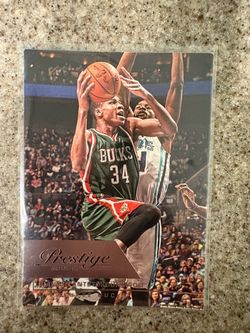 Giannis Antetokounmpo 2015-16 Prestige Basketball Card