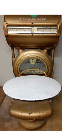 Vintage Toledo Commercial Scale