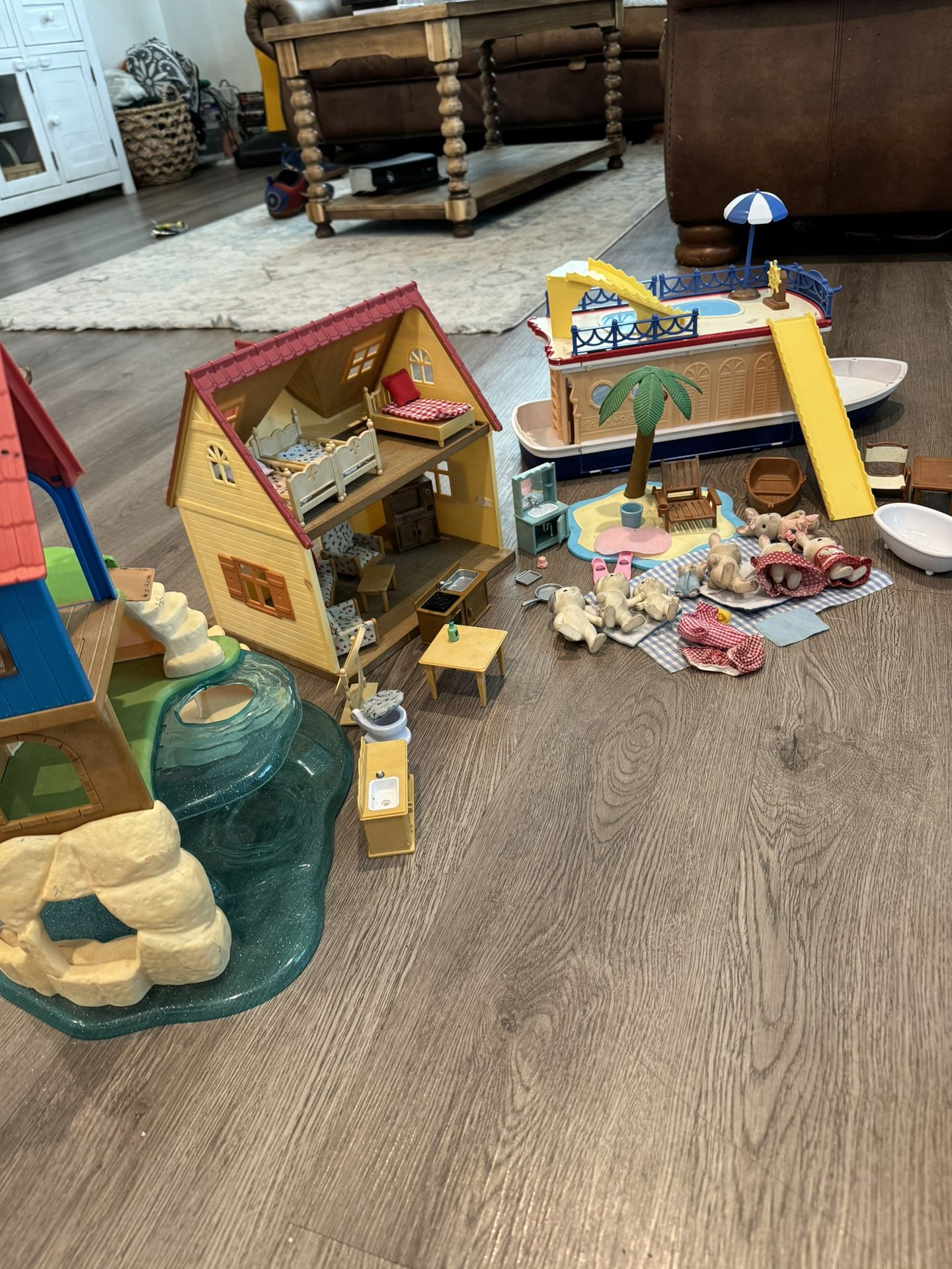 Calico Critters Lot