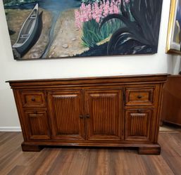 Tommy Bahama solid wood Sideboard Buffet
