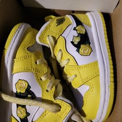 Nike Jordans Size 4c 