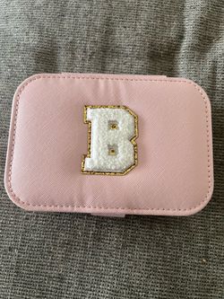 Jewelry box