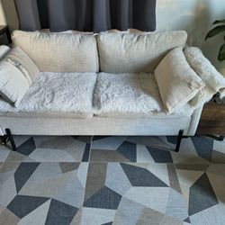 White Sofa And Chair