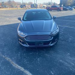 Ford Fusion 