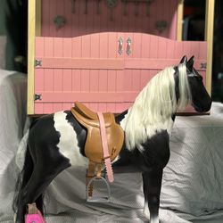 Our Generation Pink Horse Barn And 18in Black And White Paint Horse